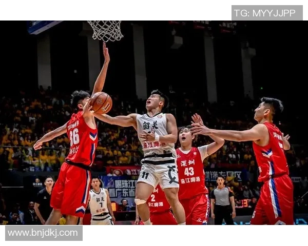 约翰-埃格伯努获CBA最佳新秀提名，篮球新星冉冉升起